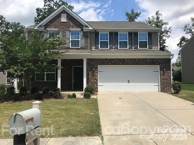 4 bed, 2.5 bath, 2670 sqft, $2,550 — Photo 1