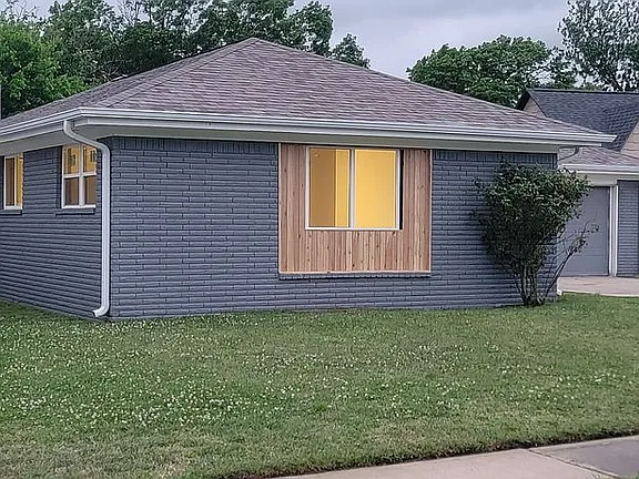 1614 S 108th East Pl — exterior photo