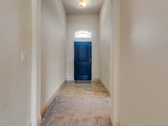 2nd image of 3902 Firenze St