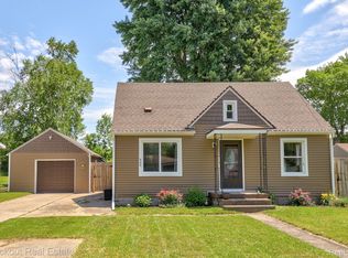 4175 Pineport Rd, Bridgeport, MI 48722