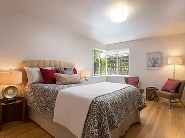 1730 Highland Pl #4, Berkeley, CA 94709