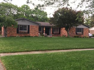 54322 Pocahontas Dr, Shelby Township, MI 48315