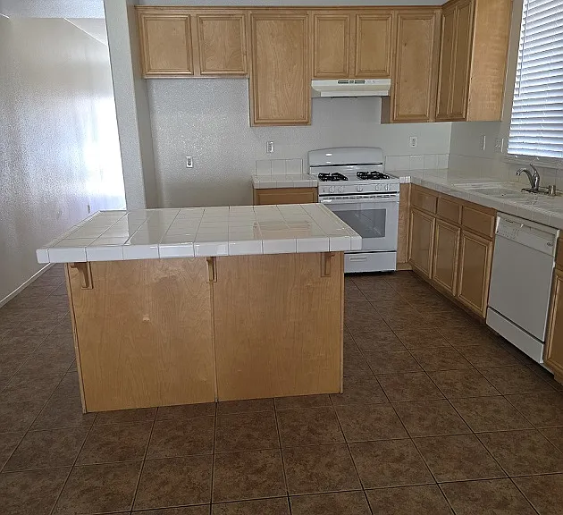 16963 Tack Ln — Photo 7