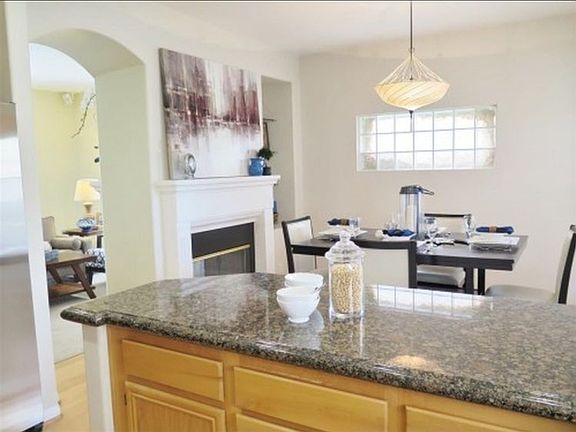 5th image of 722 Sea Cottage Way