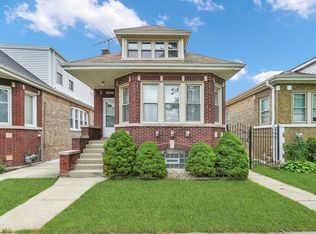 6125 S Massasoit Ave, Chicago, IL 60638