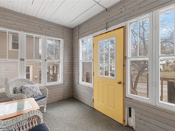 4th image of 624 Saybolt Ave