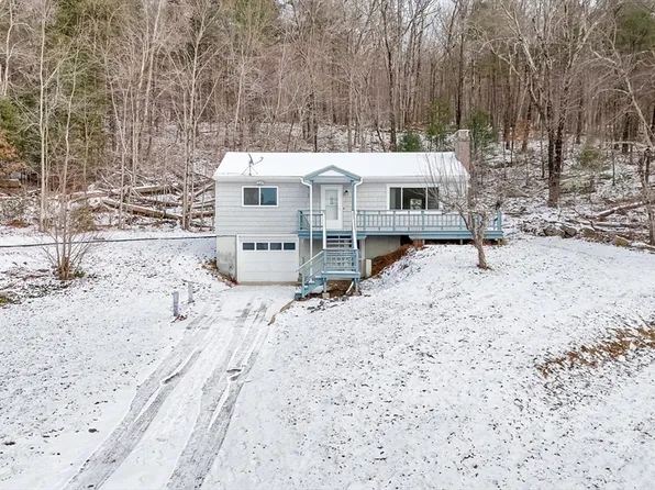 167 1/2 Palmer Rd, Monson, MA 01057