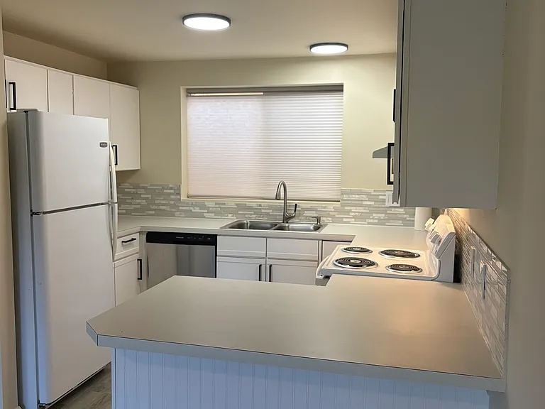 1515 Ocean Beach Blvd N — Photo 7