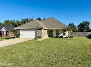 148 Terry Brook Dr, Terry, MS 39170