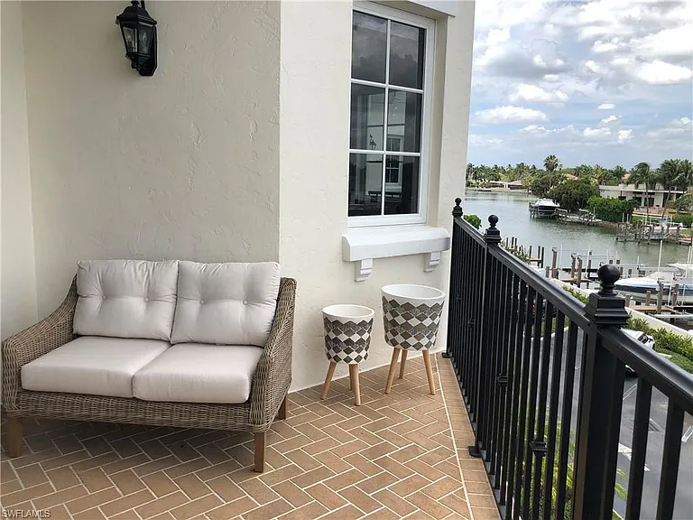 1400 Gulf Shore Blvd N #310 — Photo 24