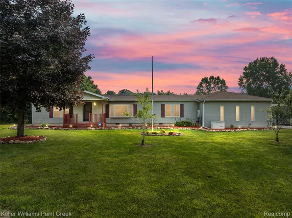 2410 Roods Lake Rd, Lapeer, MI 48446