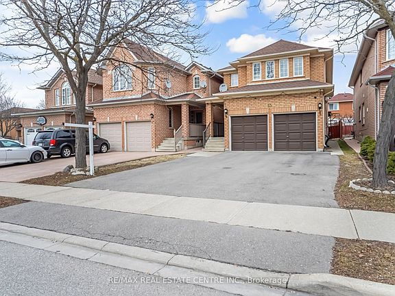 3rd image of 55 Golden Eagle Rd