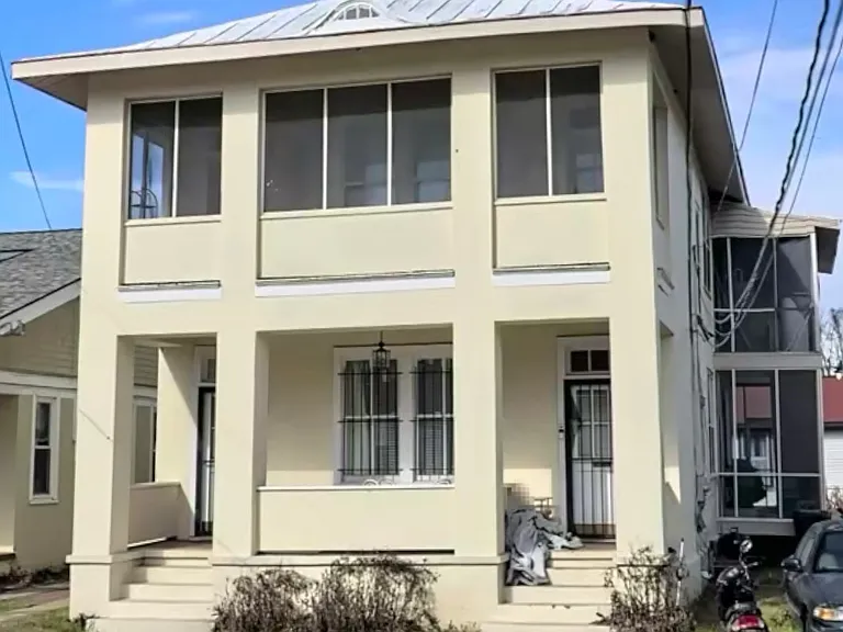 207 Broad St — Photo 1