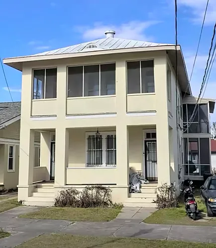 207 Broad St Photo 1