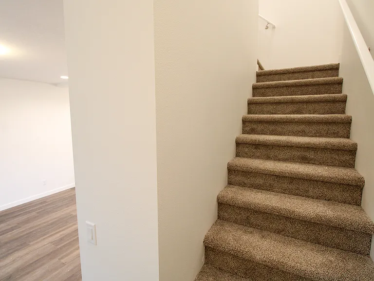 1684 SE Barberry Ave — Photo 12