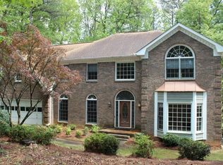 5035 Roxburgh Dr, Roswell, GA 30076