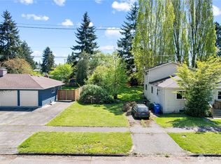 1417 SW Donovan St, Seattle, WA 98106