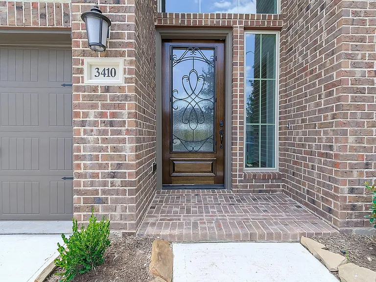 3410 Willow Crescent Ct — Photo 5