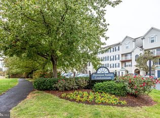 21850 Elkins Ter UNIT 302, Sterling, VA 20166