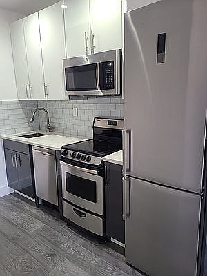 1st image of 430 Midwood St #1B