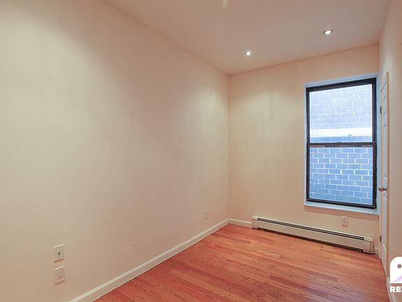 4th image of 127 W 106th St APT 5A