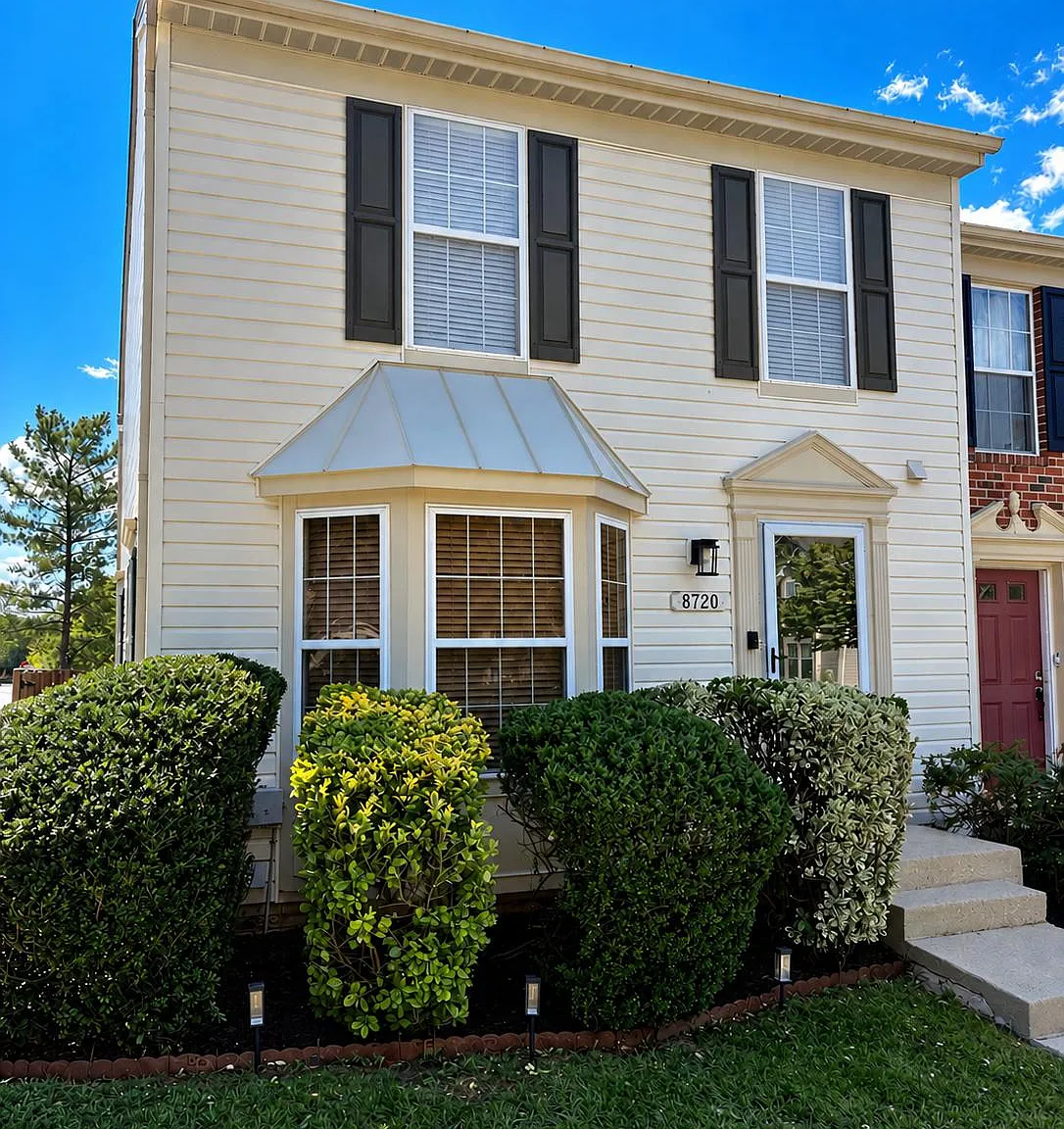 3 bed, 4.0 bath, 2074 sqft, $3,100 — Photo 1
