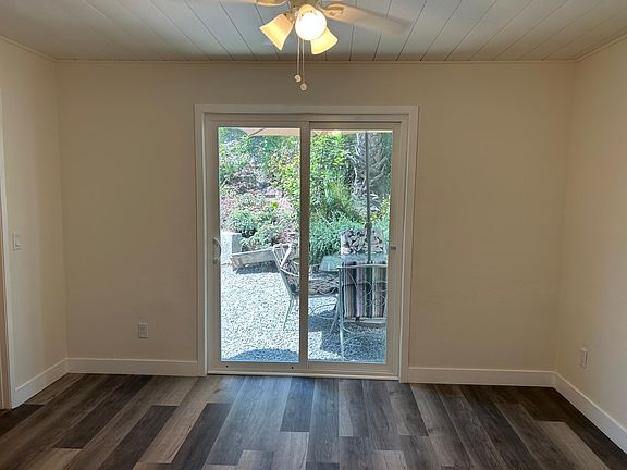 2nd image of 5288 Alamosa Park Dr