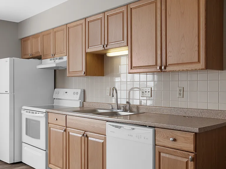 2272 N Village Dr #2272 — Photo 8