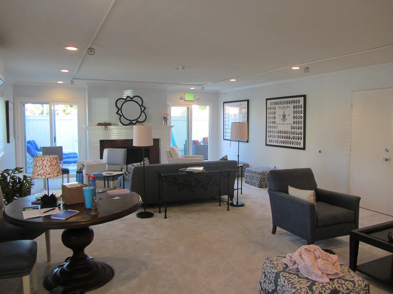 12 bed, $800 — Photo 3