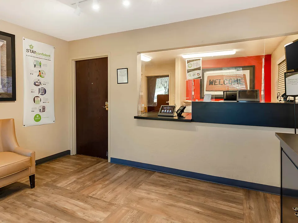 Lobby and Guest Check-in