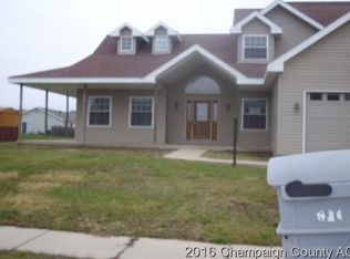 911 Allison Dr, Tolono, IL 61880