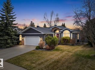 433 Twin Brooks Cres NW, Edmonton, AB T6J6W7