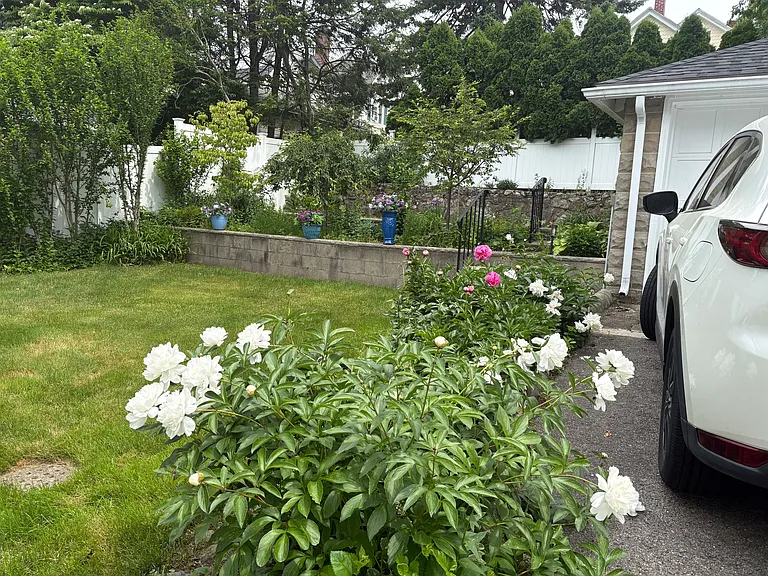 35 Sanborn Ave #2 — Photo 14