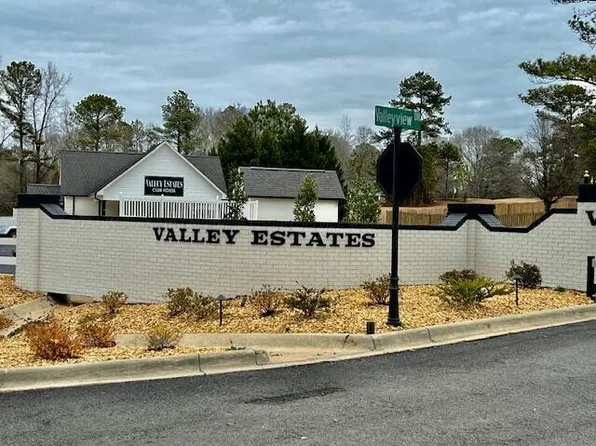 Lakeside Ct, Jasper, AL 35504