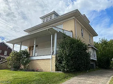 261 Lawson Ave — Photo 3