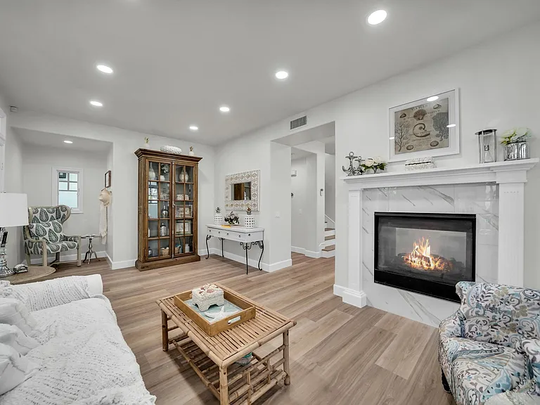 2672 Bungalow Pl — Photo 6