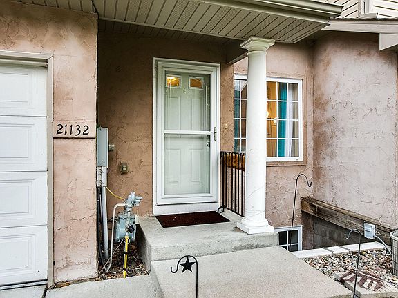 2nd image of 21132 Mustang Ln