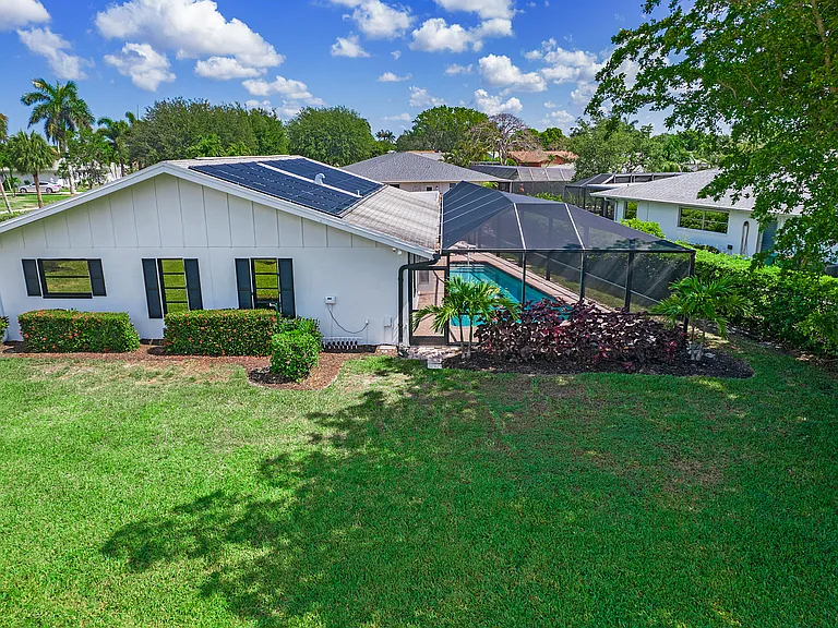 27 Pebble Beach Blvd — Photo 8