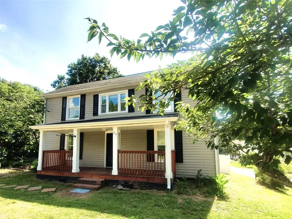 315 2nd St, Stanley, NC 28164