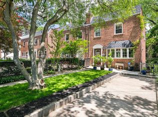 5922 Post Rd, Bronx, NY 10471