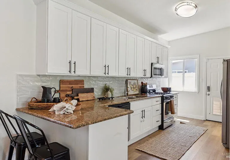 53 Labrea Way — Photo 9