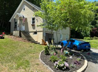 206 Baltic Rd, Norwich, CT 06360