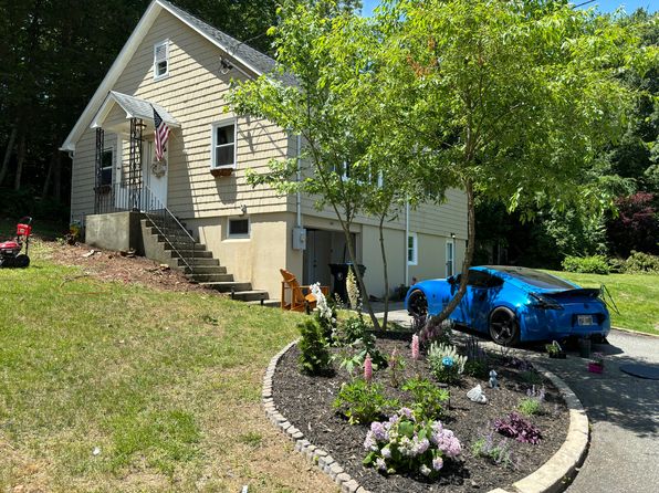 206 Baltic Rd