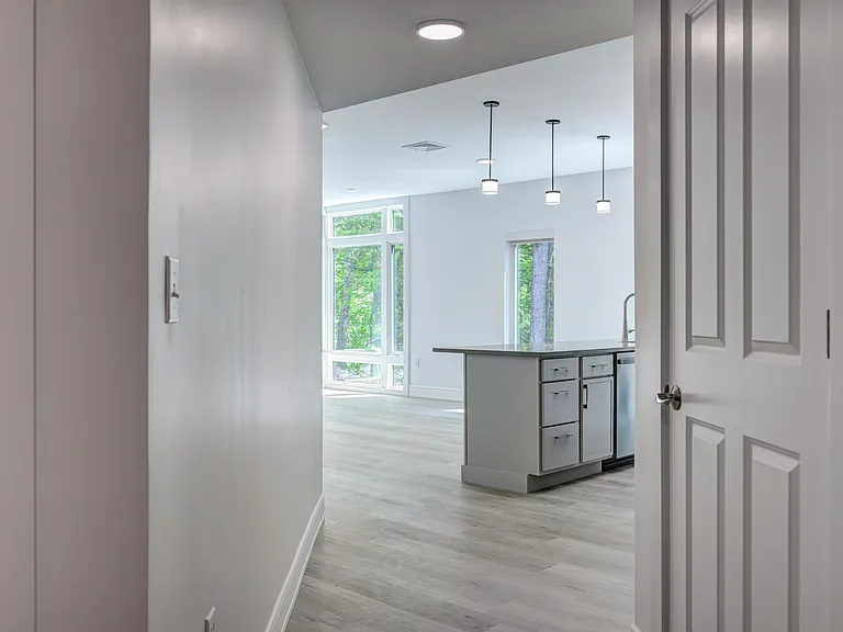 2059 Lafayette Rd #204 — Photo 14