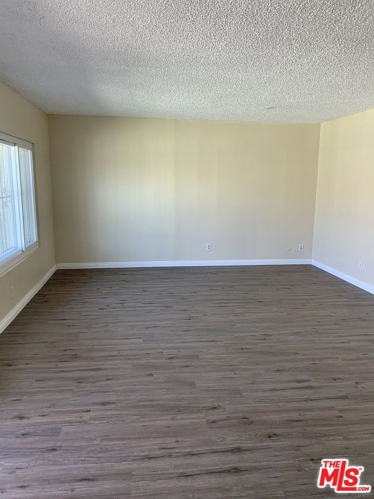 1st image of 1323 W 99th St #5