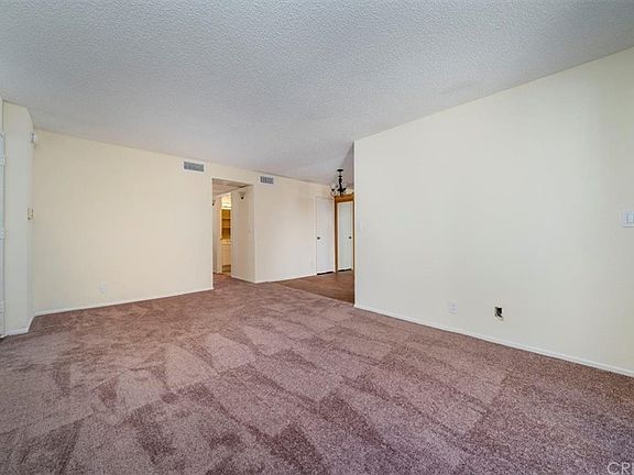 4th image of 18012 Saratoga Way Unit 527