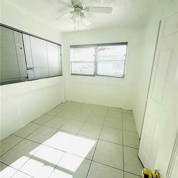 1215 S Alhambra Cir #B — Photo 9