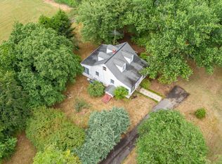 636 Belle Plains Rd, Fredericksburg, VA 22405