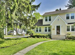 66 Floral Ter, Tenafly, NJ 07670