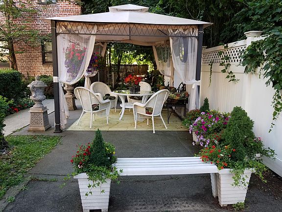 Gazebo